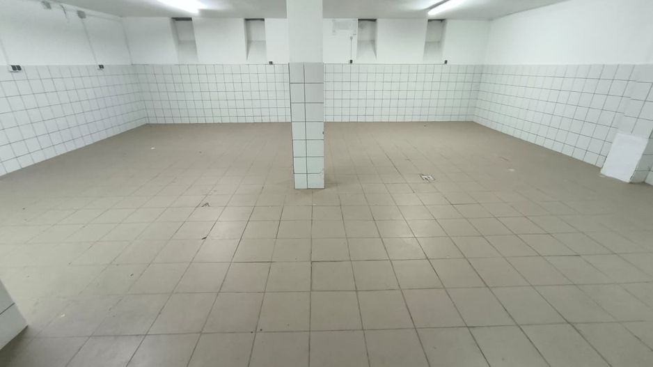 FALEZA NORD cladire multifunctionala 4600 mp cu acces din Bdul Mamaia! - Poză 23