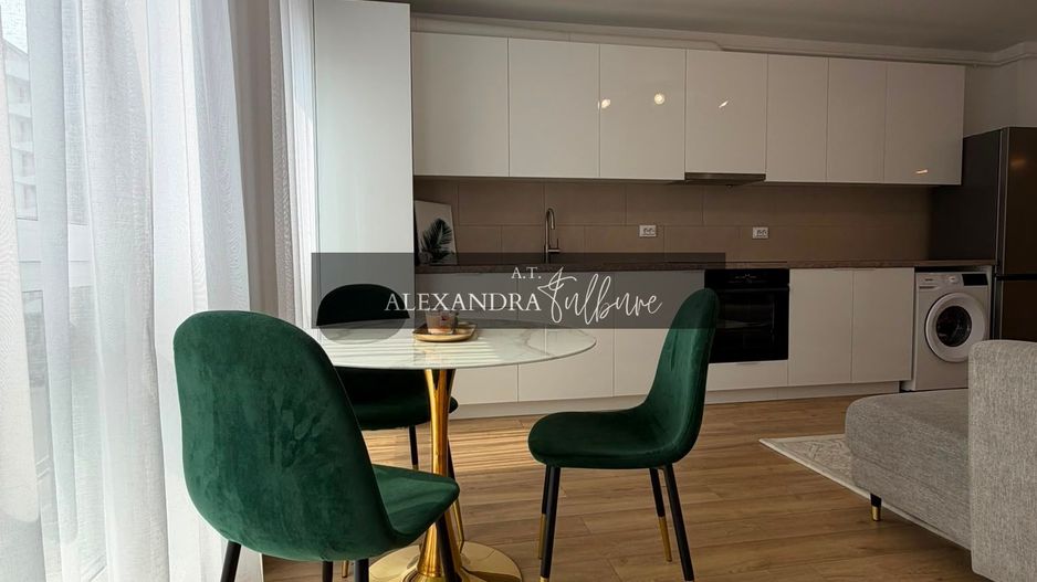 Apartament 2 camere, balcon, etaj intermediar, garaj, zona Eroilor - Poză 8