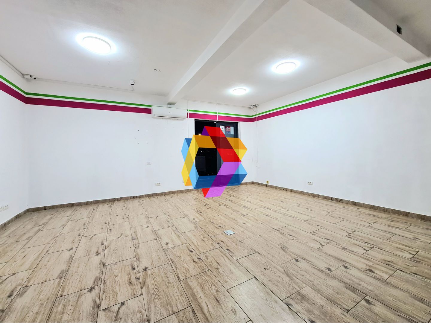 Spatiu de vanzare zona Coresi  -73 mp  # plus-imo.ro - Poză 3