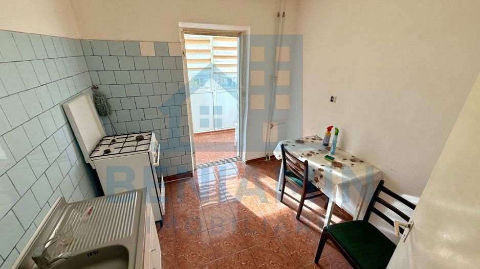 2 decomandate - etaj 3 - 1980 - Craiovita Noua - Fortuna. - Poză 5