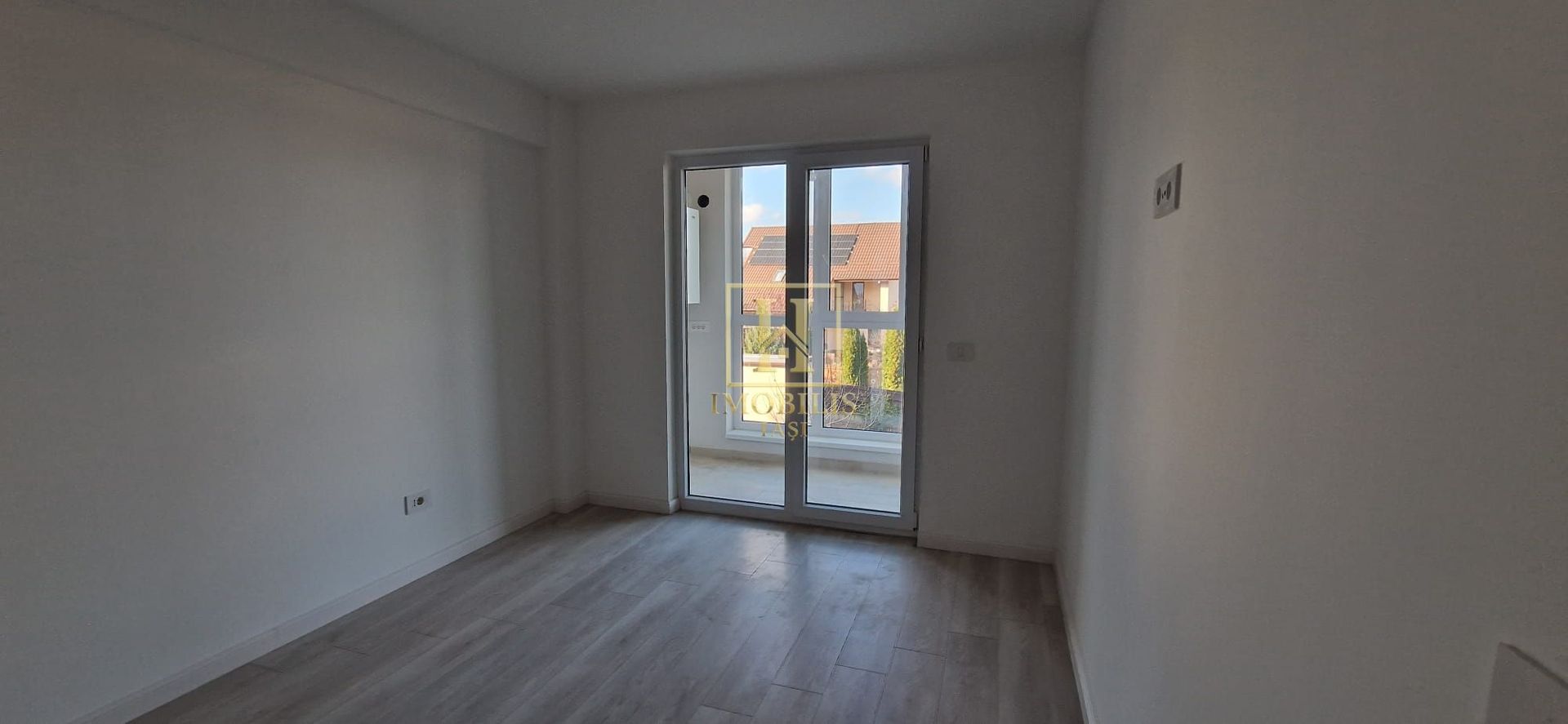 Apartament 2 camere 59 mp +loc de parcare Valea Lupului 108500 euro - Poză 3