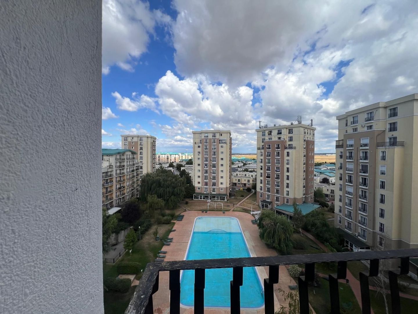 Apartament cu 3 camere de inchiriat Cosmopolis - Poză 9