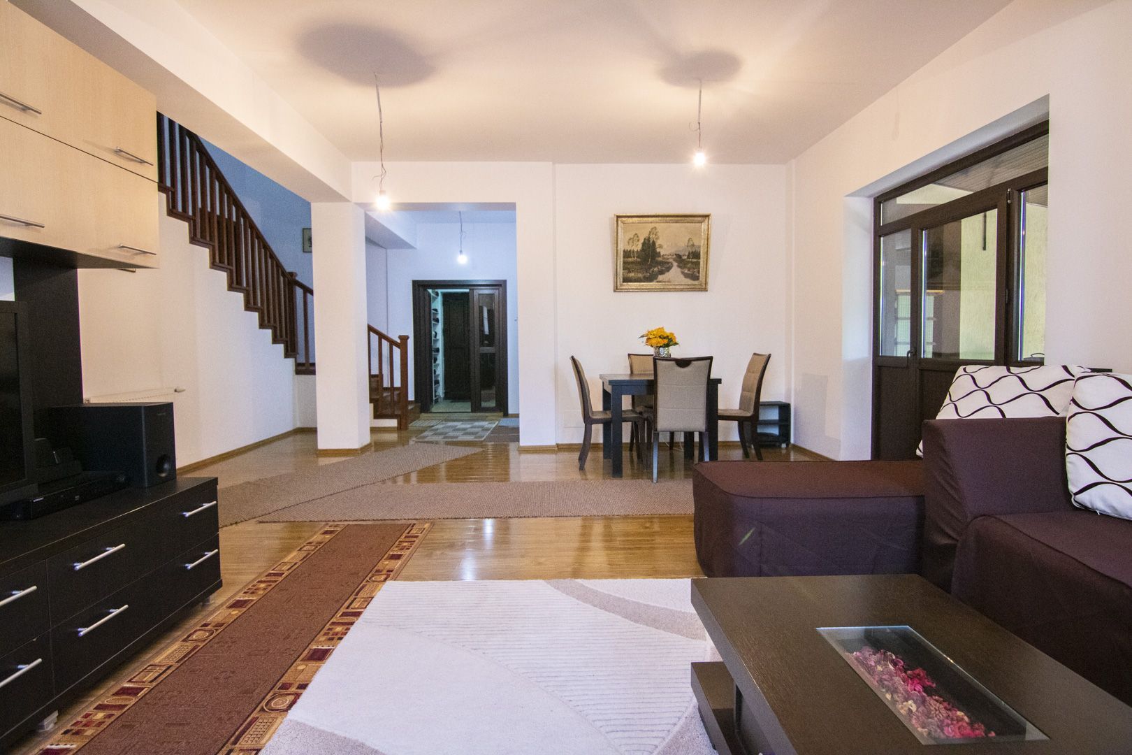 Casă / Vilă, 5 camere, teren 690 Mp., Prelungirea Ghencea - Maracineni - Poză 21