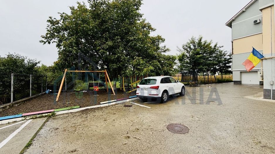 Apartament 138 mp de vânzare sau schimb în Pașcani - Poză 7