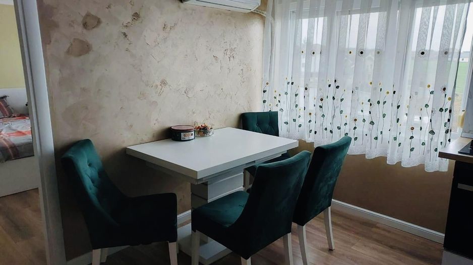 Apartament cu 2 camere  ultracentral Sanmartin - Poză 2