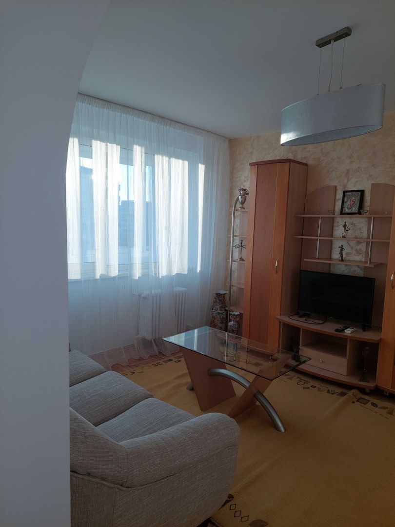 Închiriez apartament 2 camere, Piața Muncii, renovat - Poză 3