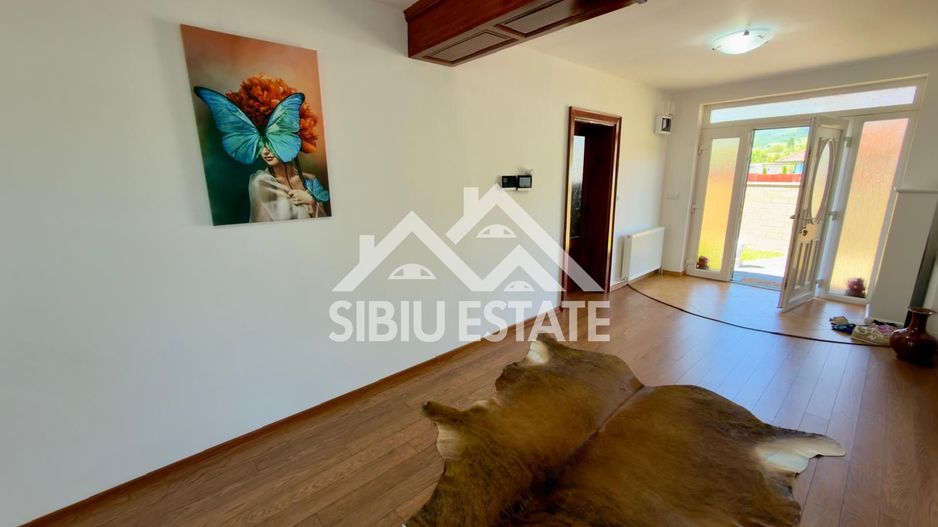 Casa Spectaculoasa Semipasiva cu teren de 1.000 mp.de vanzare in Orlat - Poză 9