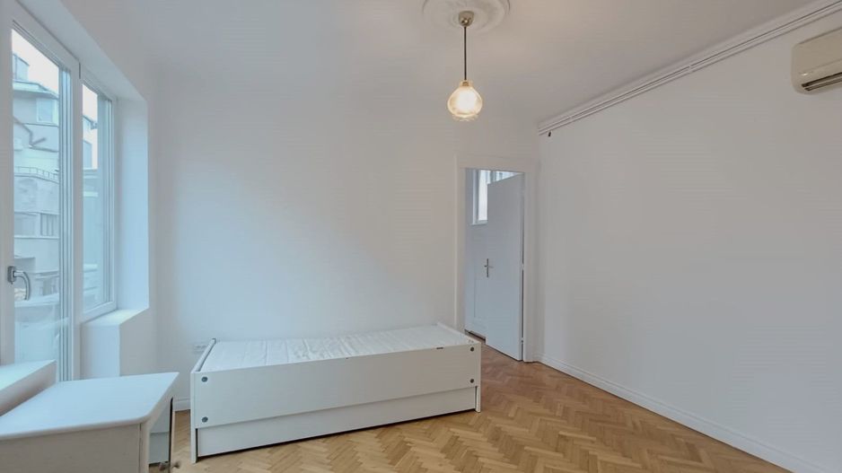 Inchiriem apartament complet renovat zona Universitatii - Poză 15