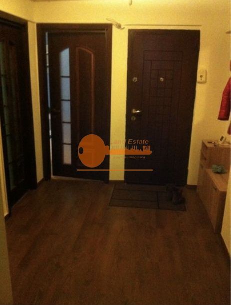 Apartament cu 3 camere in zona Gorjului( centrala proprie) - Poză 16