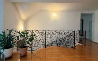 Casă spațioasă și elegantă cu teren  – Sânpetru - Poză 23