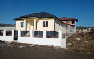 Casă Modernă pe un Singur Nivel – Cisnădie | 500 mp Teren - Poză 1