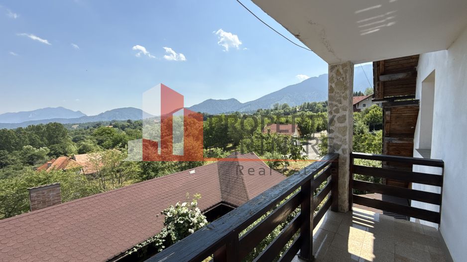 Pensiune cu vedere spectaculoasă la Bucegi și Piatra Craiului – Bradul Inalt - Poză 22