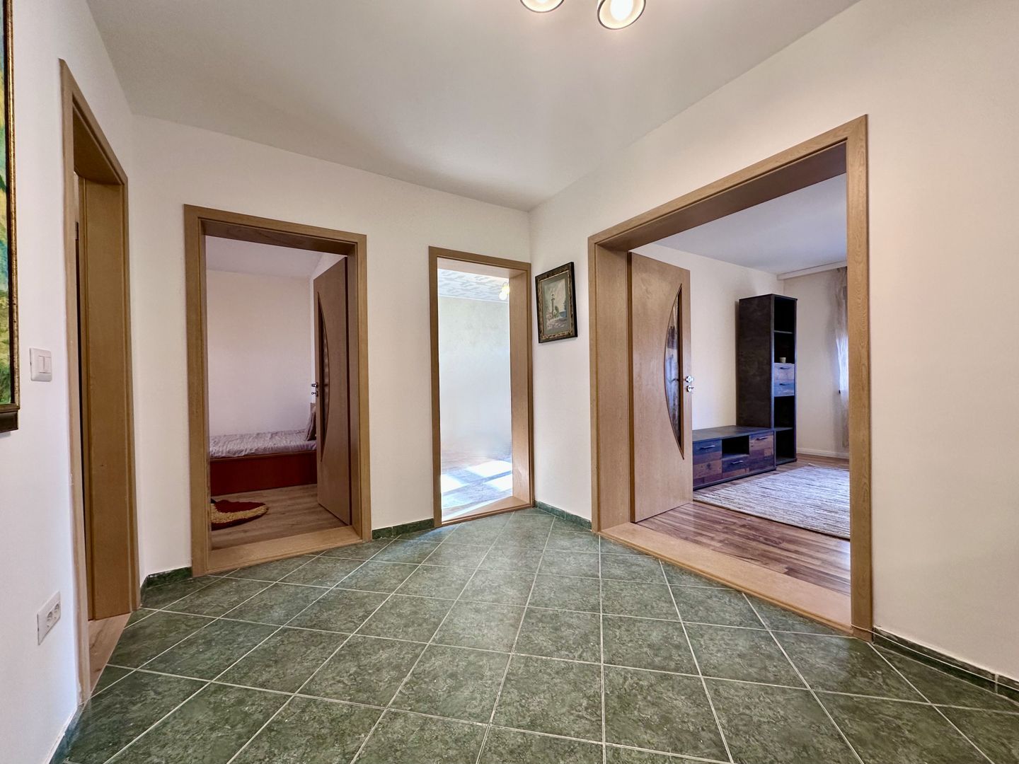 Apartament decomandat 3 camere de închiriat în Piața Bălcescu - Poză 7