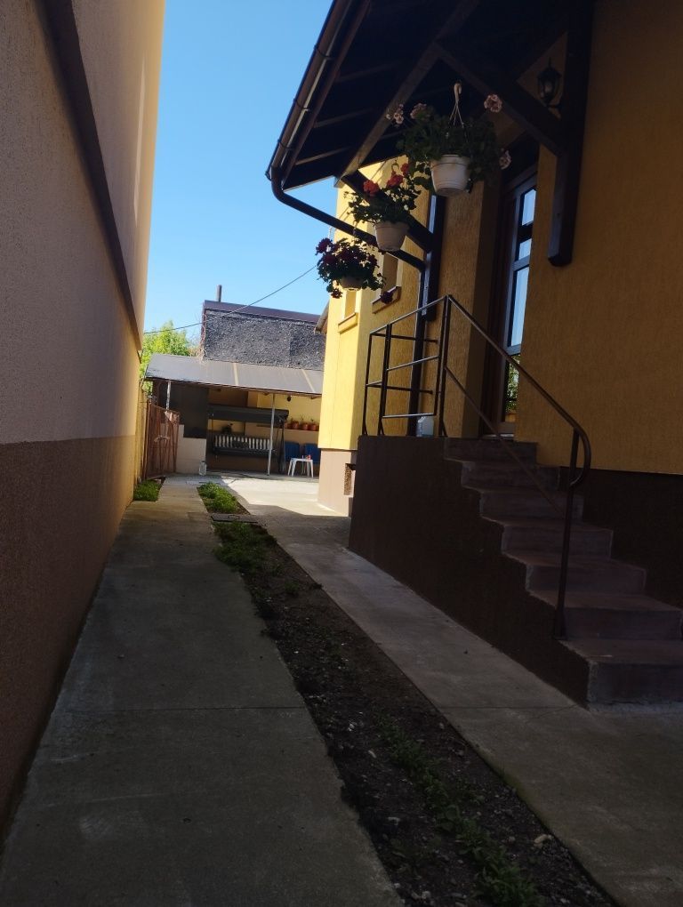 BRASADAS vinde casă cu etaj in zona Lidl. - Poză 5