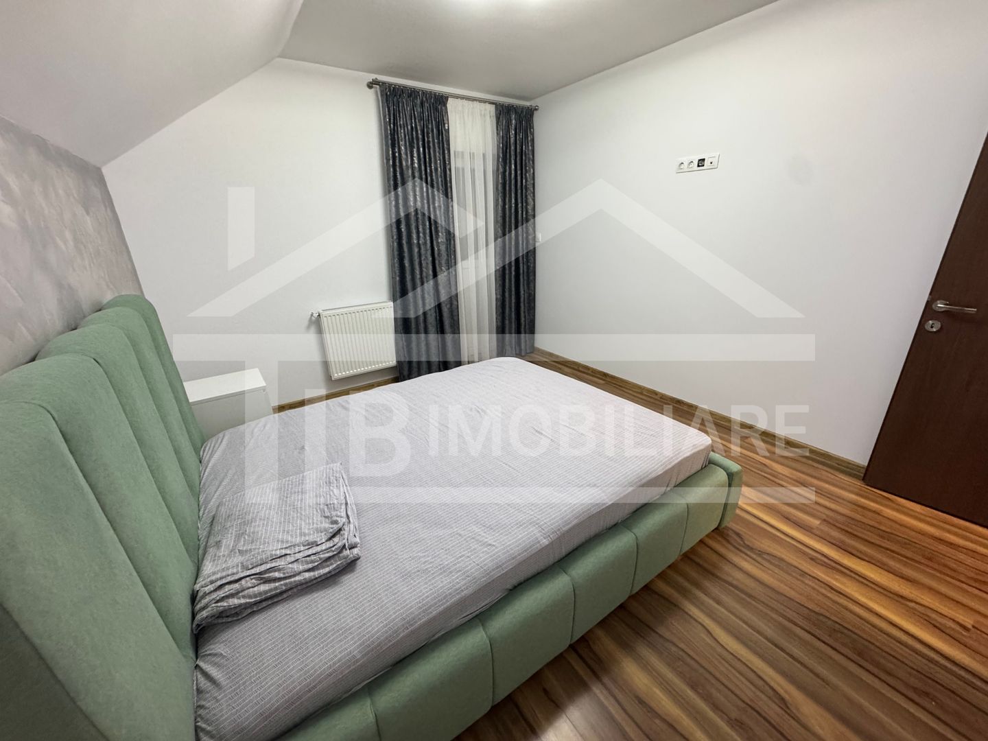 Casa cu 4 camere, 160 mp, Zona Sancraiu de Mures - Poză 11
