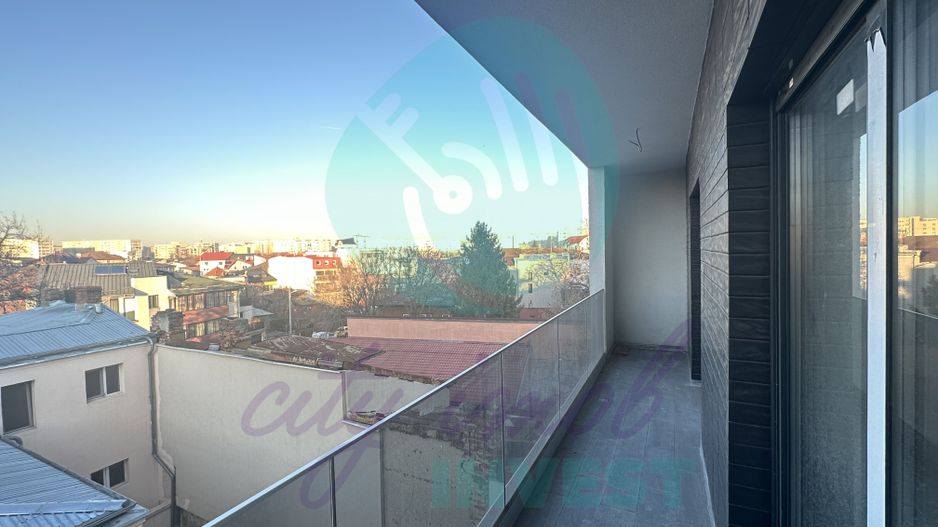 2 camere SPATIOASE cu 2 BAI si VIEW SPECTACULOS - Poză 2