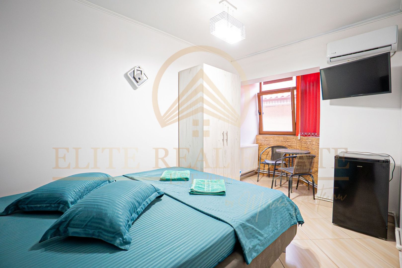 Casă spațioasă cu funcțiune de pensiune – Kamsas - Poză 5