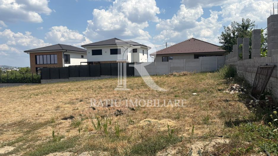 Teren intravilan 490 MP | Oradea | Calea Santandrei - Poză 2