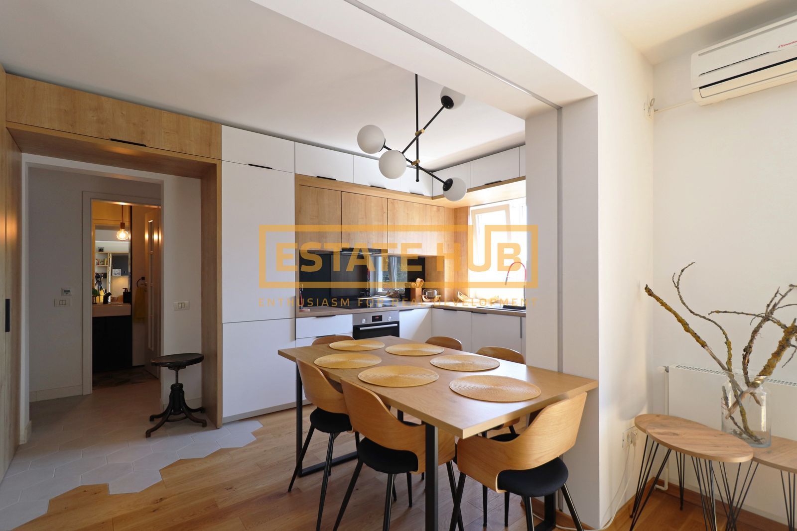 Apartament utilat și mobilat cu 3 camere strada Constantin Brâncuși - Poză 1