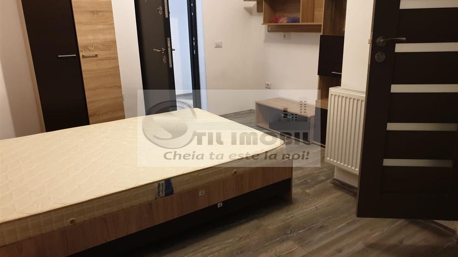 Apartament 3 Camere Copou Blocuri rusesti - Poză 1