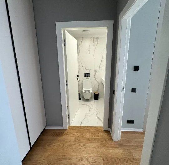 Apartament de 2 camere cu vedere la lac în ansamblul de lux Yacht Kid - Poză 8