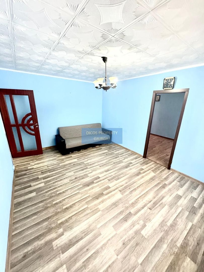 De vânzare – Apartament 2 camere, Tineretului, Școala 10 - Poză 1