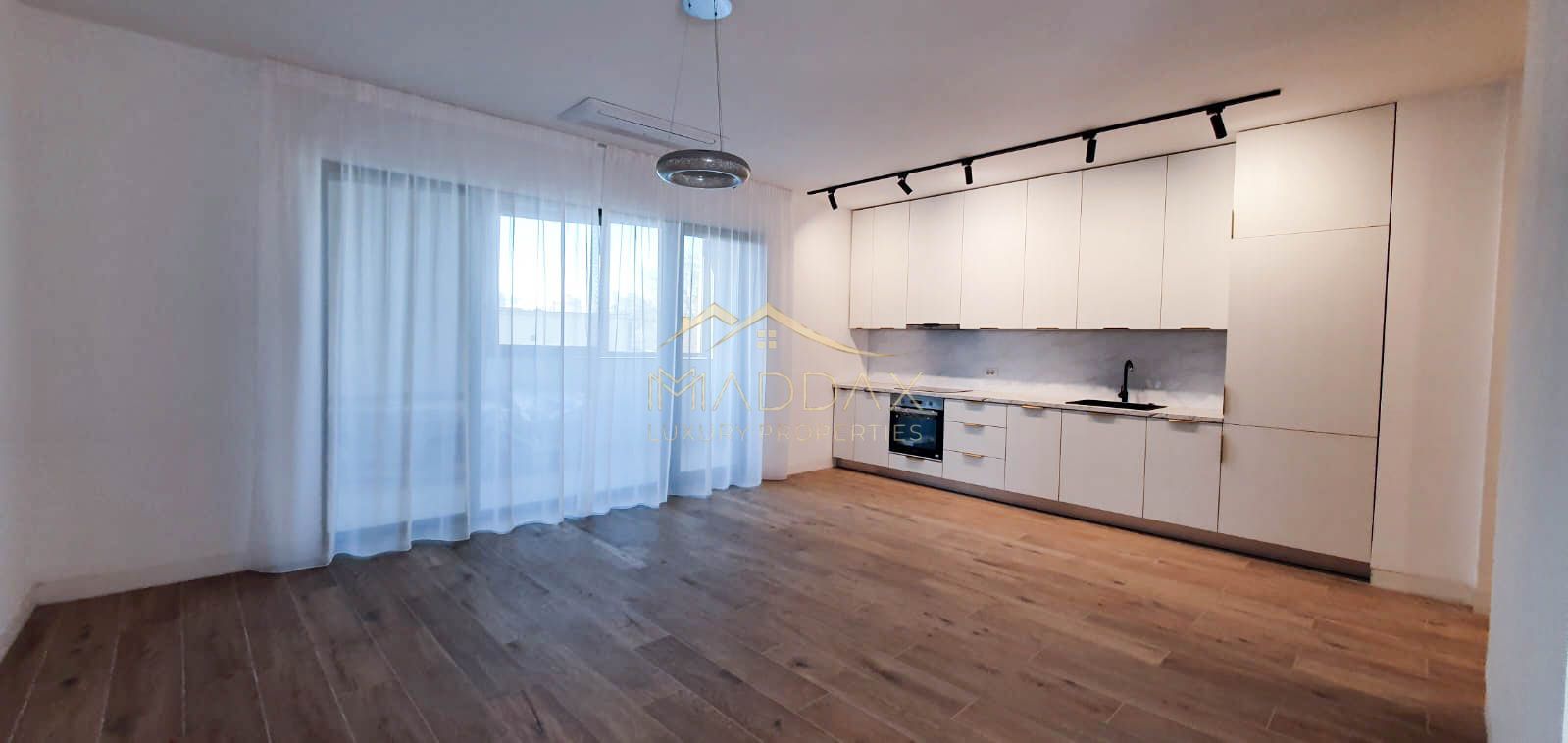 Apartament 3 camere ultracentral de inchiriat // Parcare // 85 mp - Poză 1