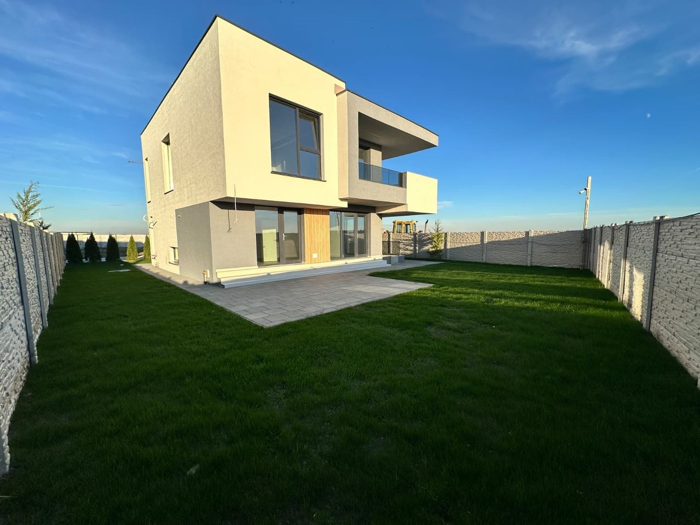 CASE INDIVIDUALE DOMNESTI - 6 CAMERE, GARAJ, PANOURI SOLARE, COMIS 0% - Poză 3