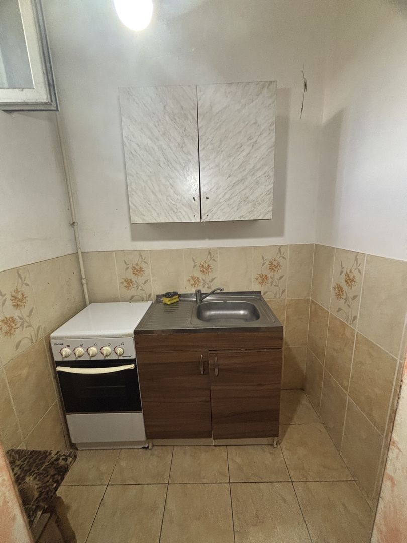 Apartament cu o camera generos zona Dimbovita - Poză 7