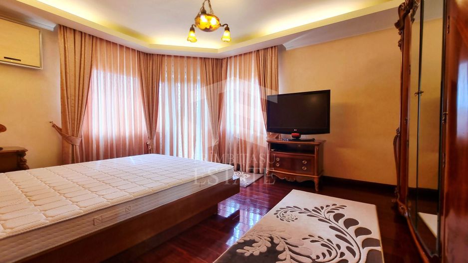 Vila 2 corpuri sector 6 -Valea Doftanei 650mp  teren 800mp - Poză 6