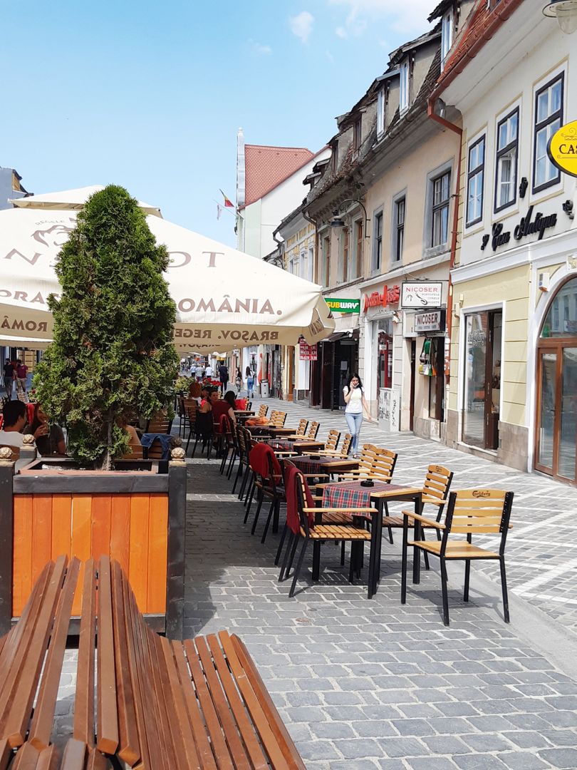Spatiu comercial cu vitrina la Republicii-Brasov - Poză 1