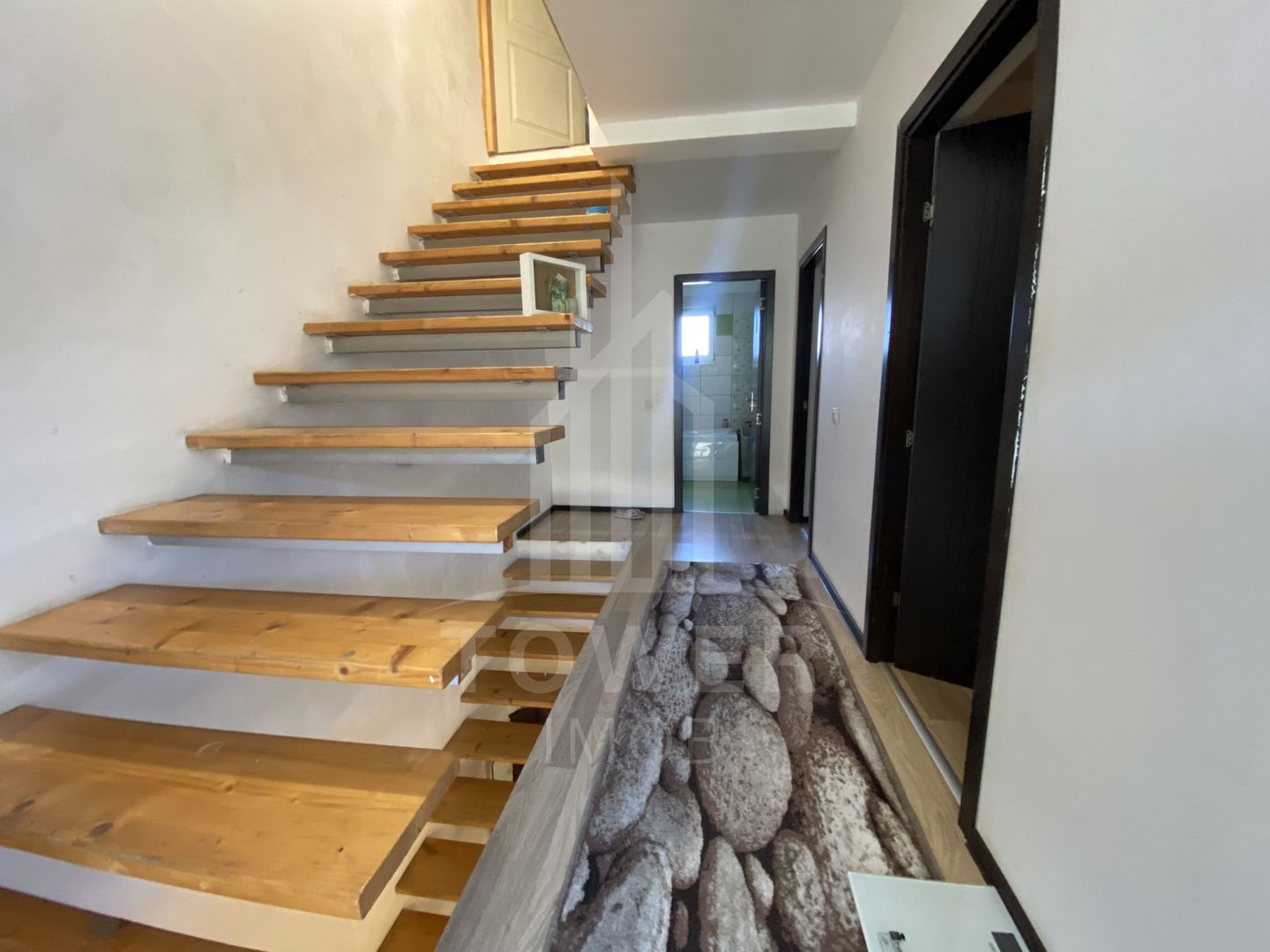 Casă de închiriat | 4 camere | Șura Mare - Poză 9