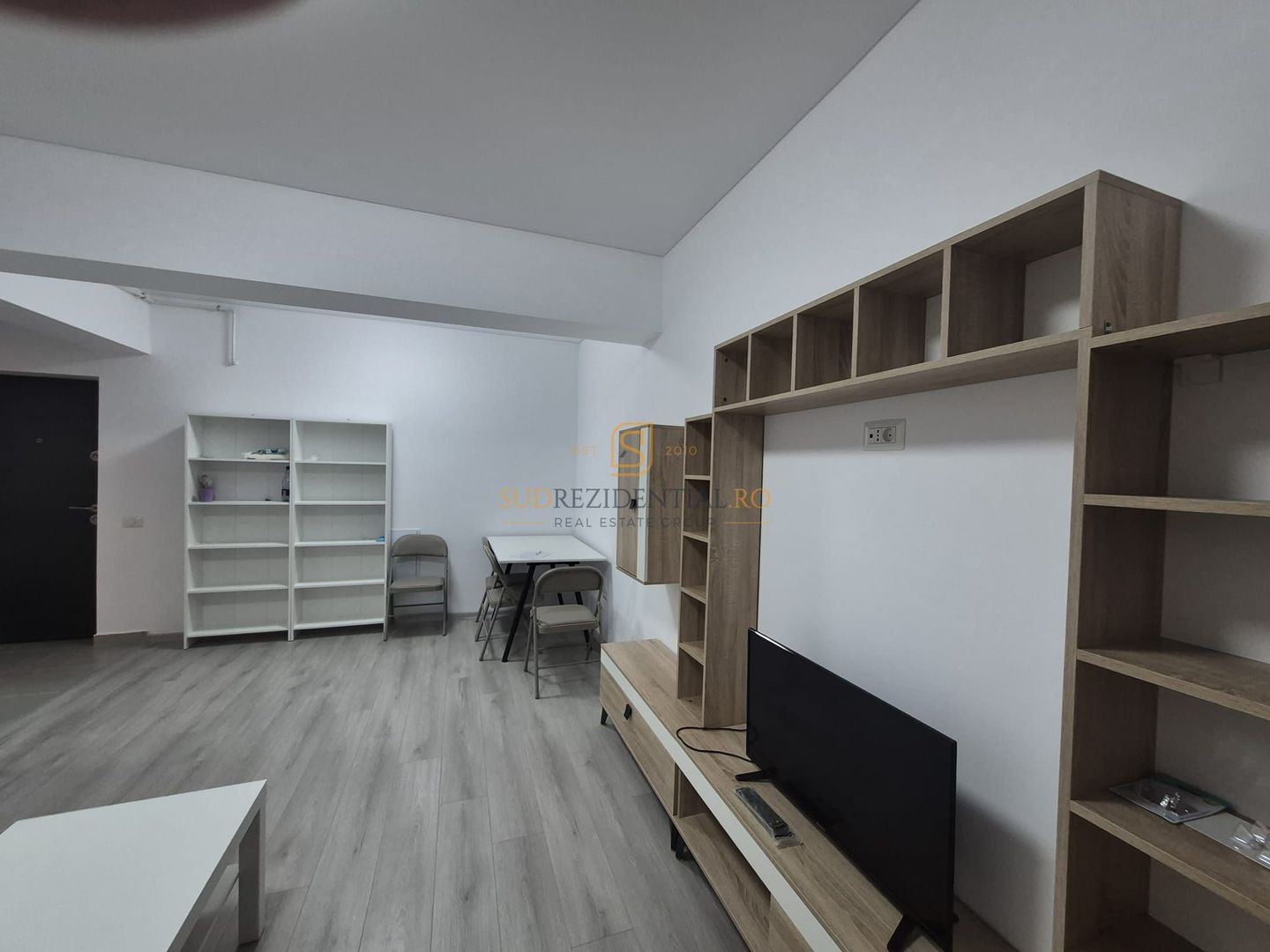 Apartament nou 2 camere, prima închiriere, metrou Apărătorii Patriei - Poză 2