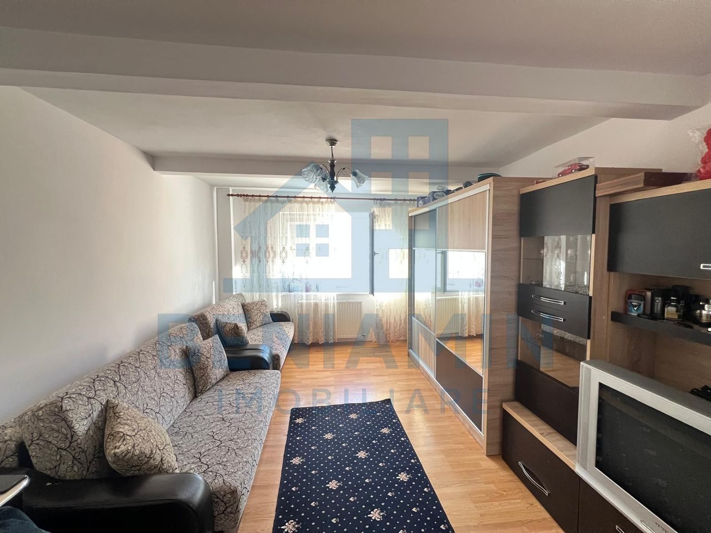 2 camere decomandat 65mp Bartolomeu etaj 1 cu centrala - Poză 2