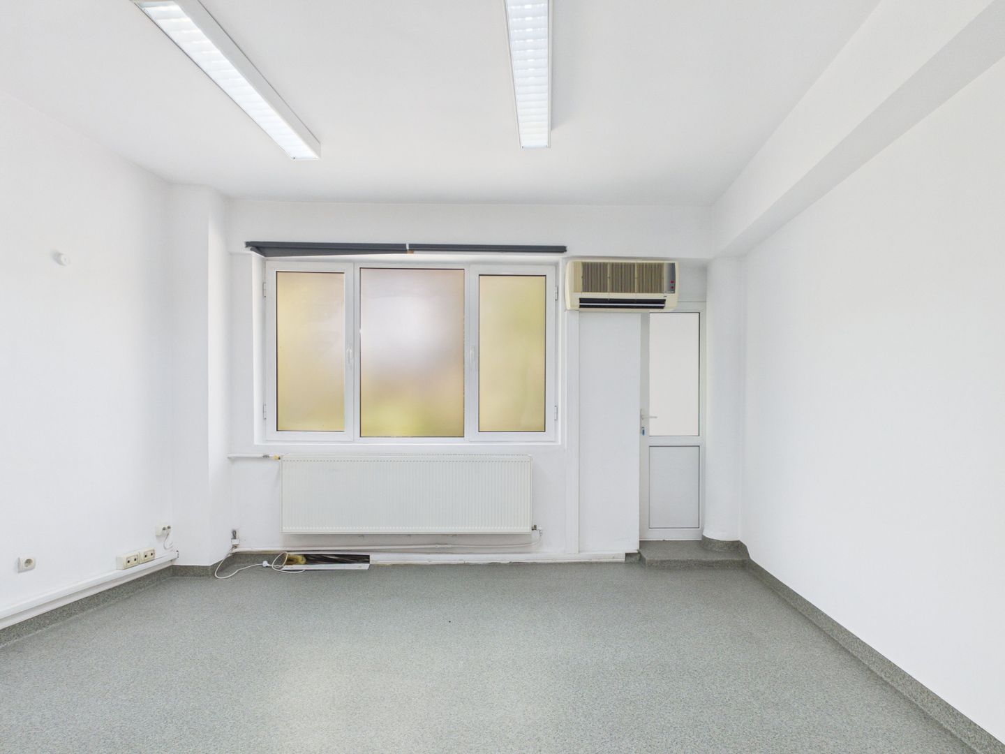 Clădire de 560 mp utili ~20 încăperi | Configurație medicală - Poză 18