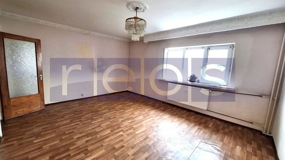 151900 EURO | APARTAMENT 3 CAMERE BLOC REABILITAT PANDURI - Poză 4