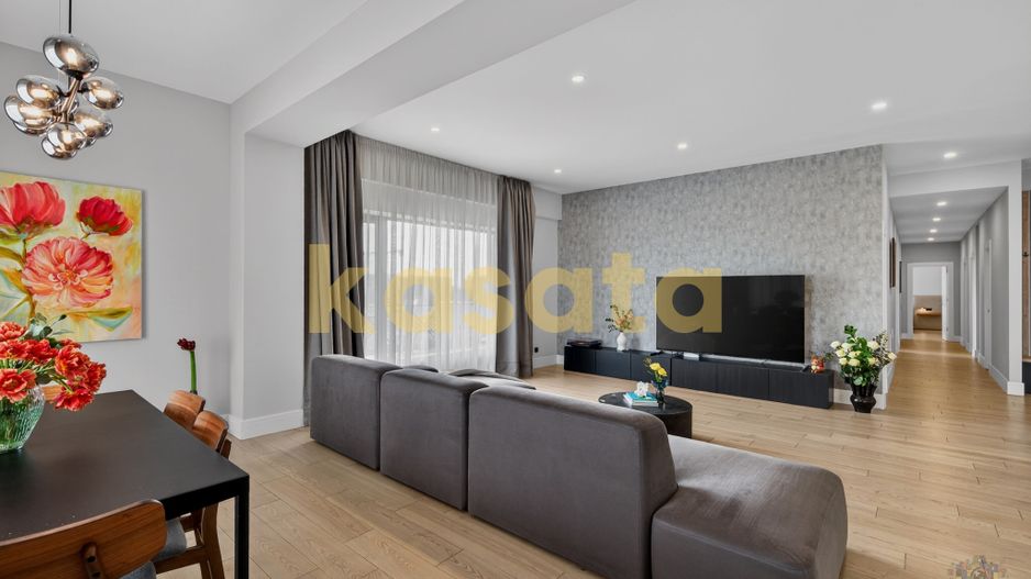 4 camere Triana Pipera | 188 mp utili | 2 locuri parcare + 2 boxe - Poză 14
