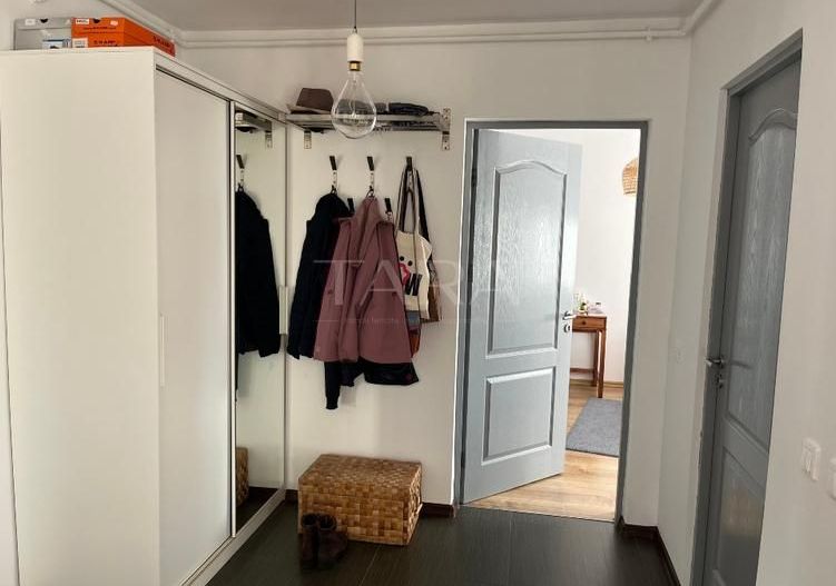 Vând apartament 3 camere, 64 mp + balcon, mobilat, utilat. - Poză 5