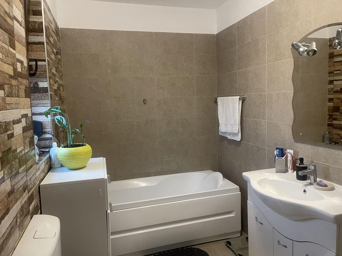 Giroc | 5 camere | 127 mp utili | Mobilat & utilat - Poză 23