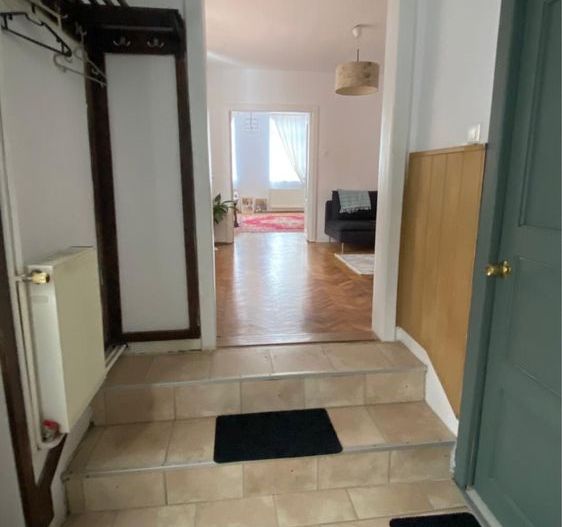 Casa de inchiriat pe strada De Mijloc - Poză 4