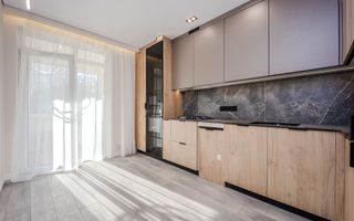 Vânzare, apartament, 2 camere, str. Vasile Lupu, Buiucani - Poză 1
