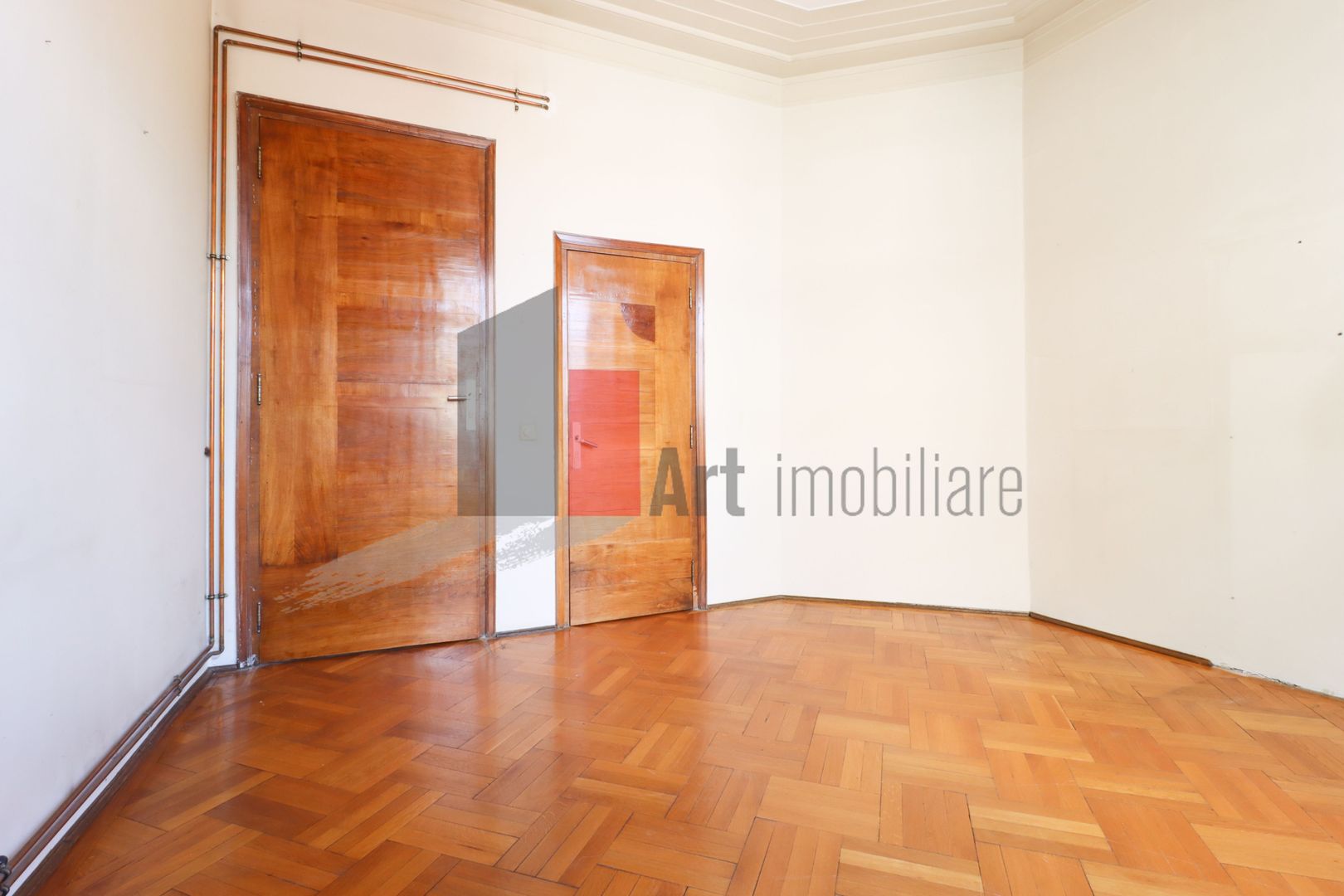 Apartamentul "DEKORA", bloc Art Deco, interior compartimentat de exceptie - Poză 30