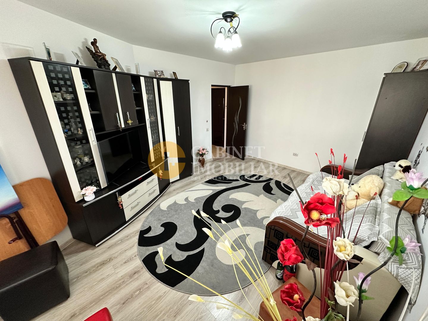 Apartament 2 Camere Decomandat Etajul 2 - Bloc Nou + Loc De Parcare - Poză 1