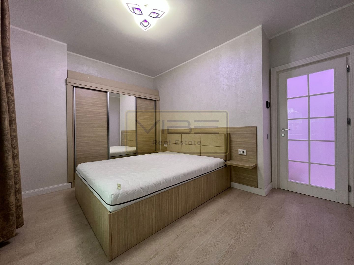 Apartament 2 camere decomandat Royal Town - Copou - Poză 7