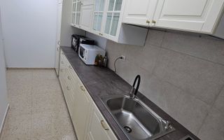 Apartament 3 camere in spatele bisericii Bazilescu - Poză 2
