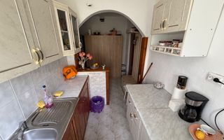 Decomandat. Cu centrala proprie. Etaj intermediar - Poză 4