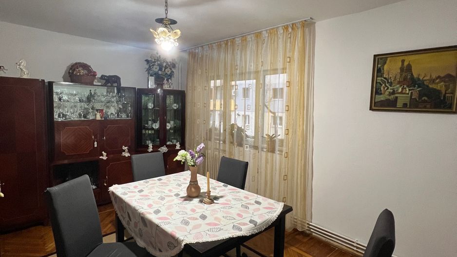 BRASADAS vinde ap 3 cam la PARTER in Manastur. - Poză 1