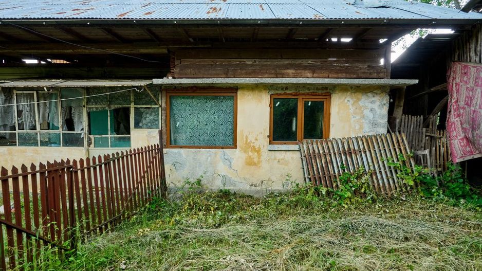 Casa cu teren generos - 4696 mp Apa Sarata - Campulung !! - Poză 20
