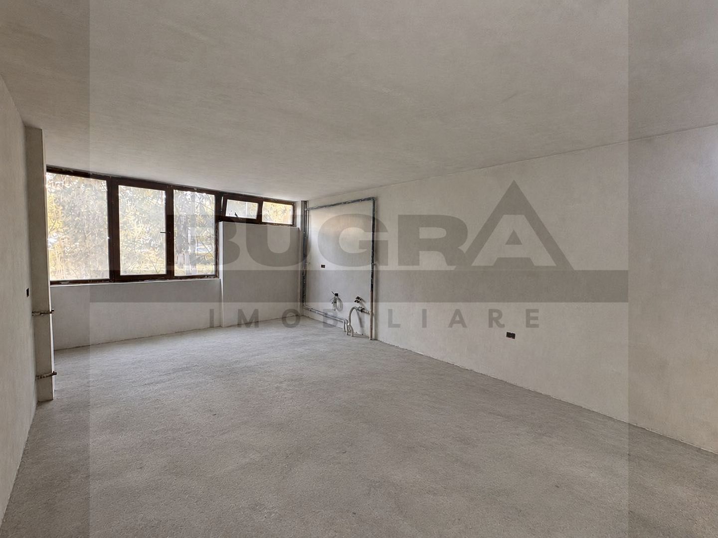 Garsoniera de 32mp, etaj intermediar, zona Iulius Mall - Poză 1