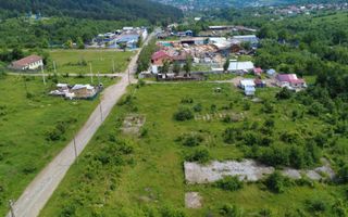 Teren intravilan curti constructii in Moinesti/Bacau - de vanzare - Poză 4